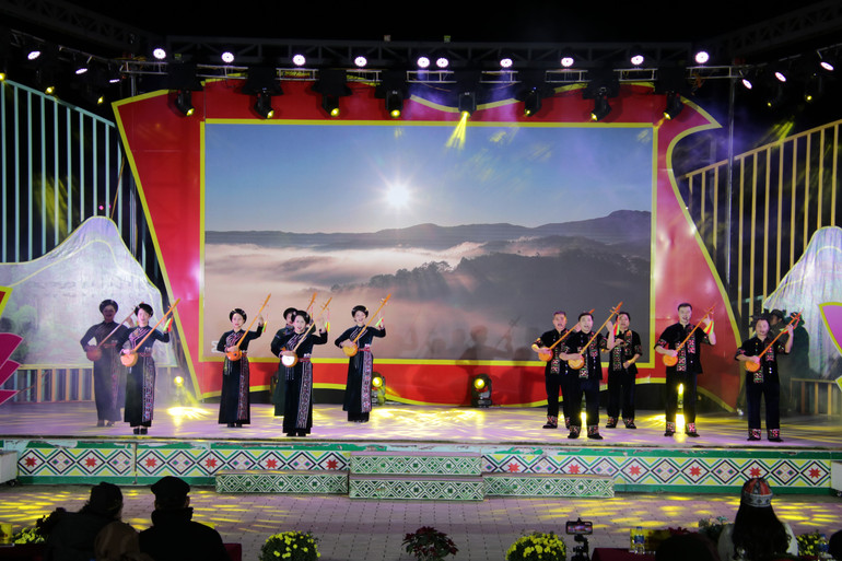 Hát then đàn tính img-0361.jpg