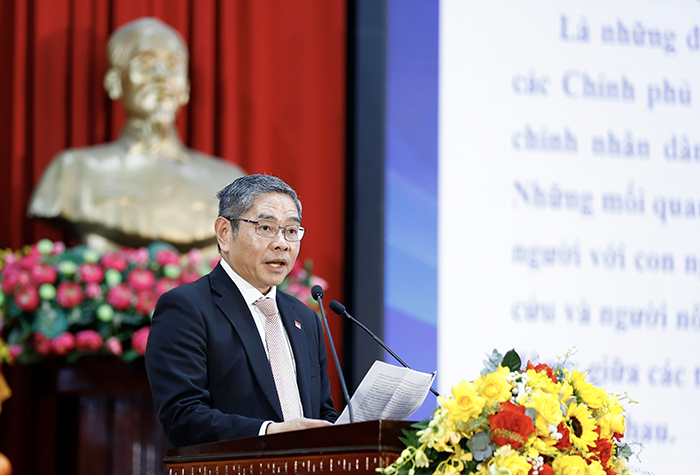 Chuyển từ giao lưu hữu nghị đơn thuần sang kiến tạo phát triển, chú trọng chất lượng và hiệu quả thực chất