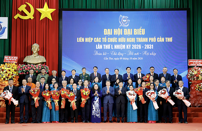 Chuyển từ giao lưu hữu nghị đơn thuần sang kiến tạo phát triển, chú trọng chất lượng và hiệu quả thực chất