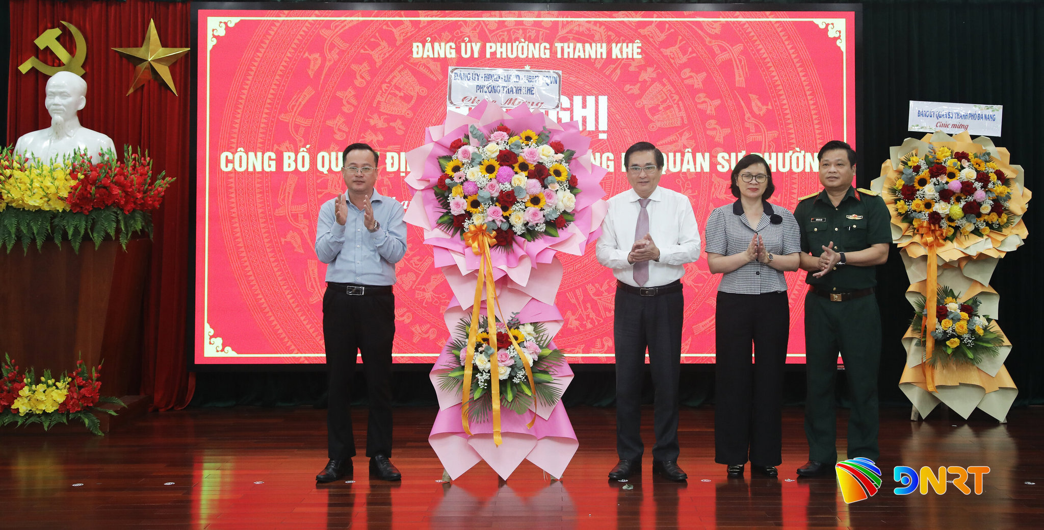 DANG UY TK TANG HOA