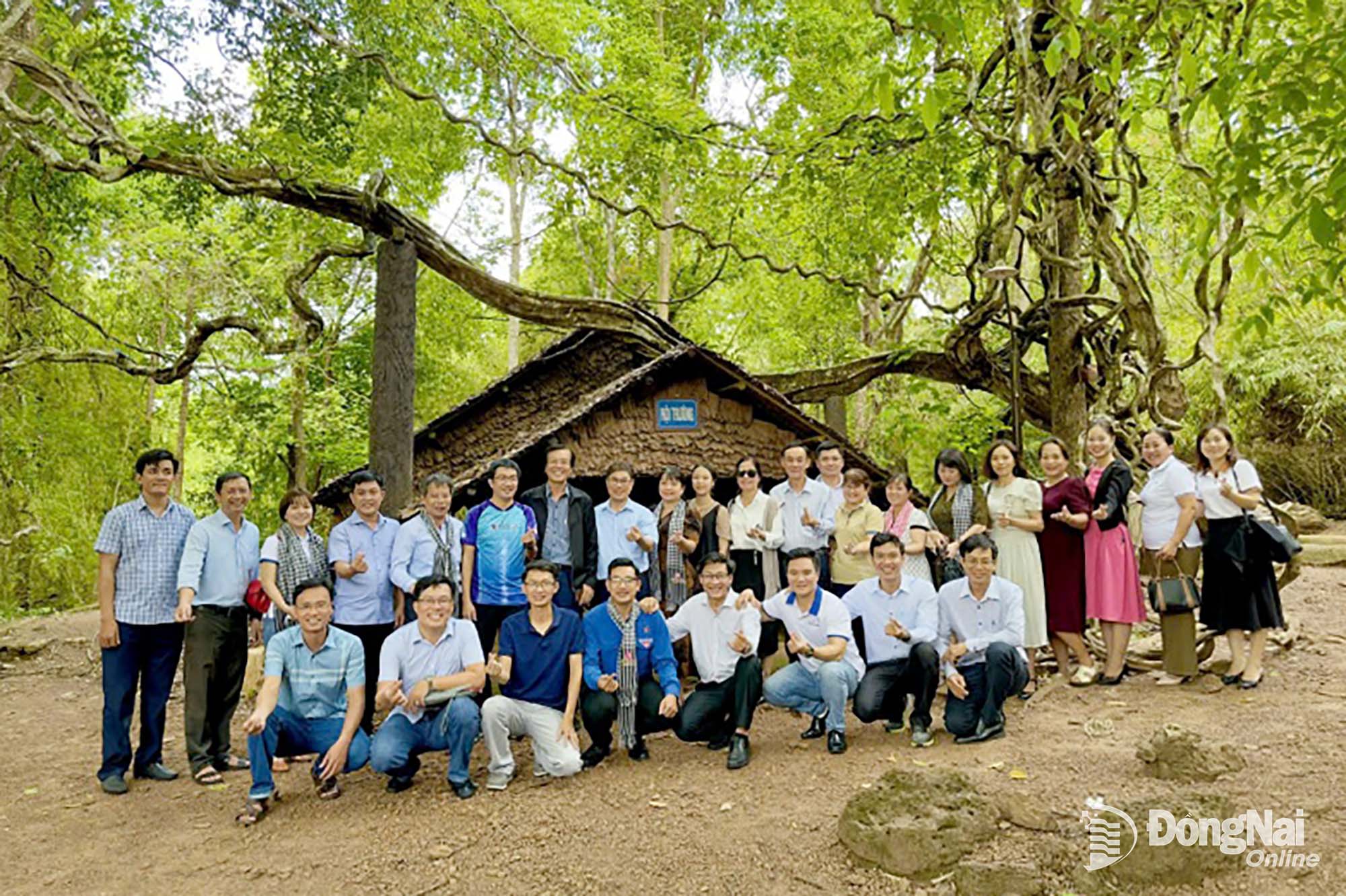 Khu di tích lịch sử Căn cứ Tà Thiết - địa chỉ đỏ giáo dục truyền thống cách mạng và phát huy sức mạnh mềm của văn hóa.    