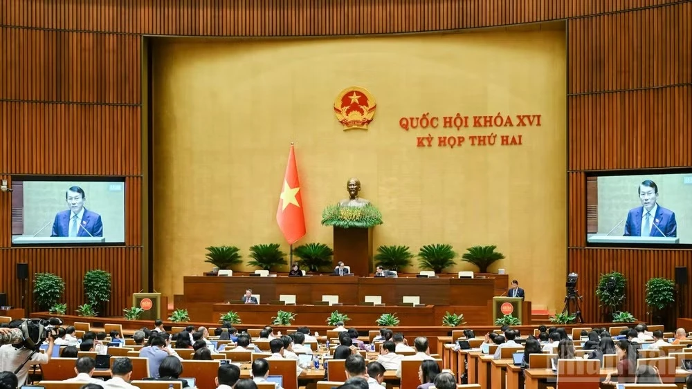 Quang cảnh phiên họp toàn thể ở hội trường tại Kỳ họp thứ 2, Quốc hội khóa XVI. (Ảnh: DUY LINH)
