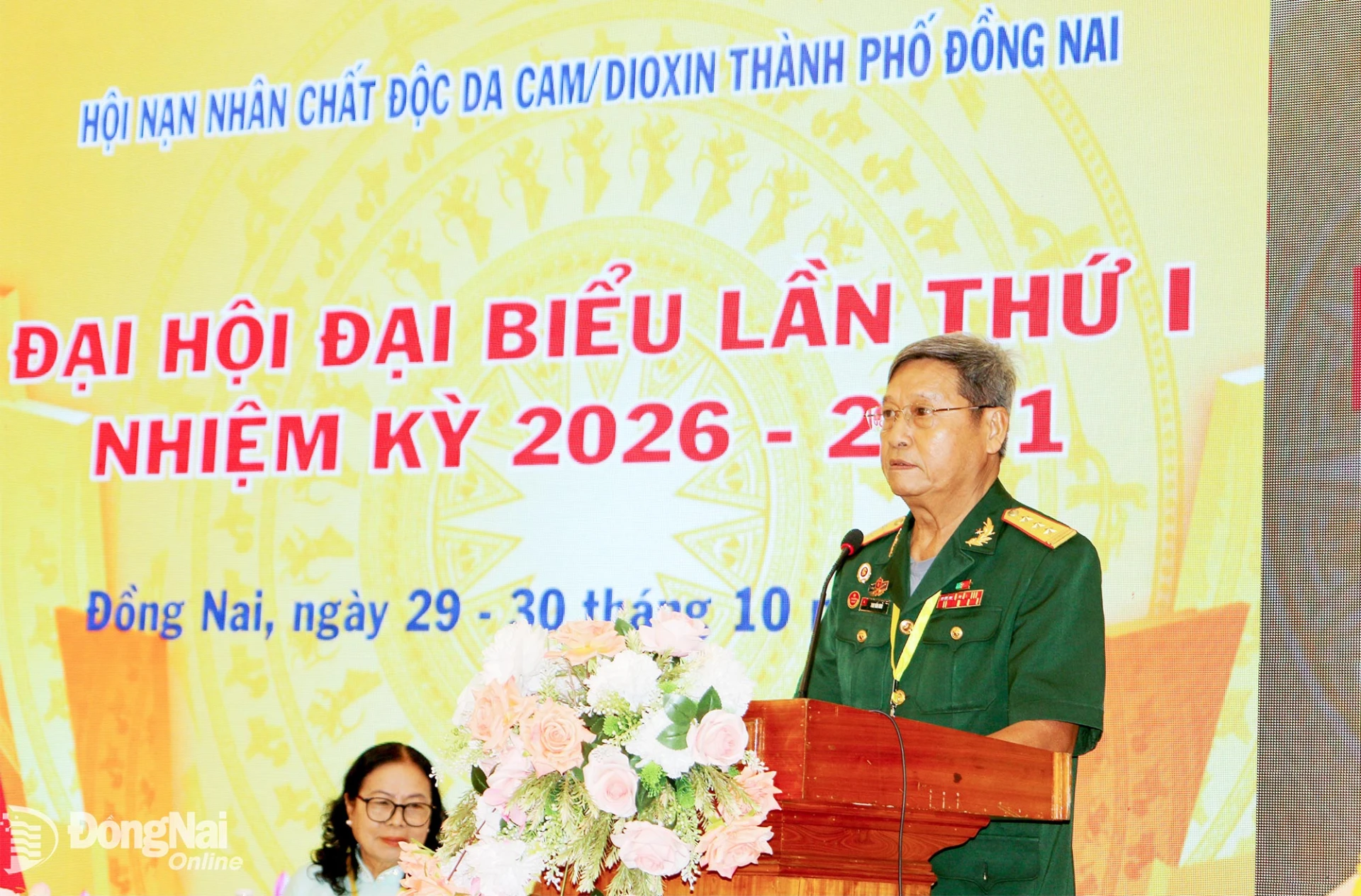 Chủ tịch Hội Nạn nhân chất độc da cam/dioxin thành phố Đồng Nai Mai Văn Nhỏ thay mặt Ban Chấp hành nhiệm kỳ mới phát biểu tại đại hội. Ảnh: Văn Truyên