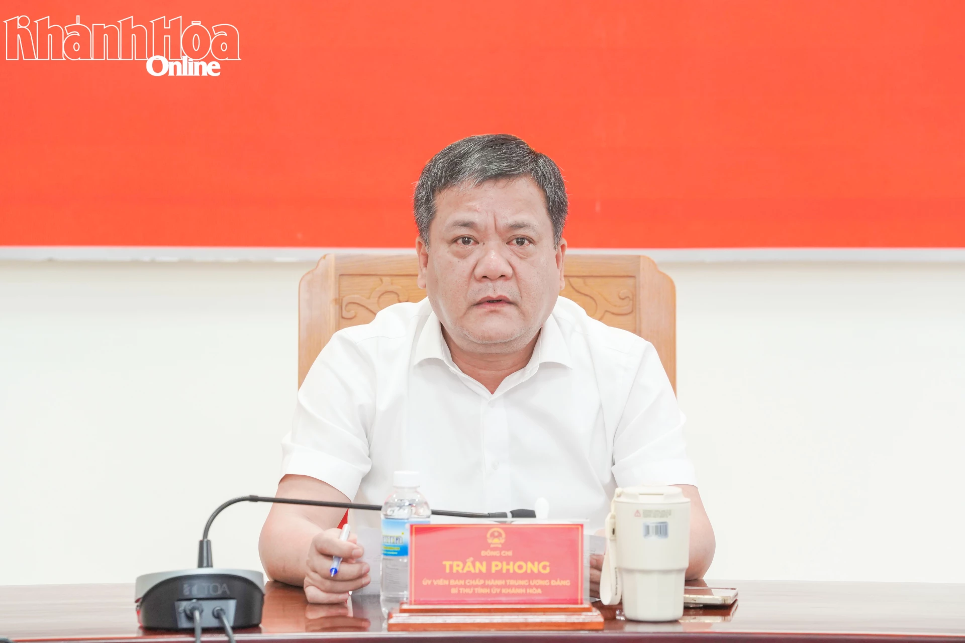 Đồng chí Bí thư Tỉnh ủy Trần Phong chủ trì buổi tiếp công dân.