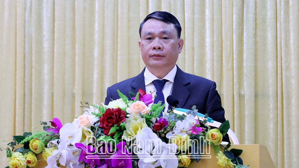 Đồng chí Bí thư Tỉnh uỷ Đặng Khánh Toàn phát biểu kết luận hội nghị. 