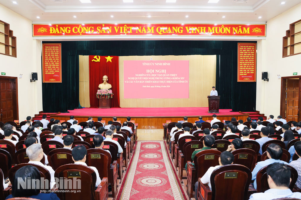 Quang cảnh hội nghị.