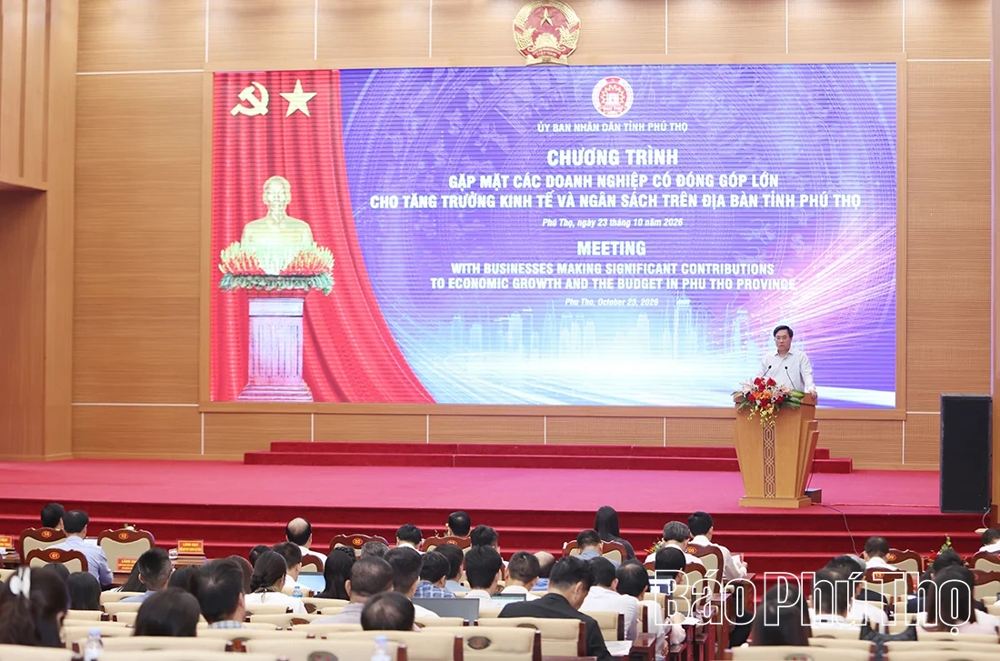 Tạo điều kiện để cộng đồng doanh nghiệp phát triển ổn định, bền vững, đóng góp ngày càng lớn vào mục tiêu tăng trưởng 2 con số của tỉnh