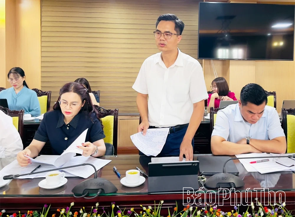 Ban Kinh tế - Ngân sách thẩm tra các tờ trình, dự thảo nghị quyết trình kỳ họp chuyên đề HĐND tỉnh