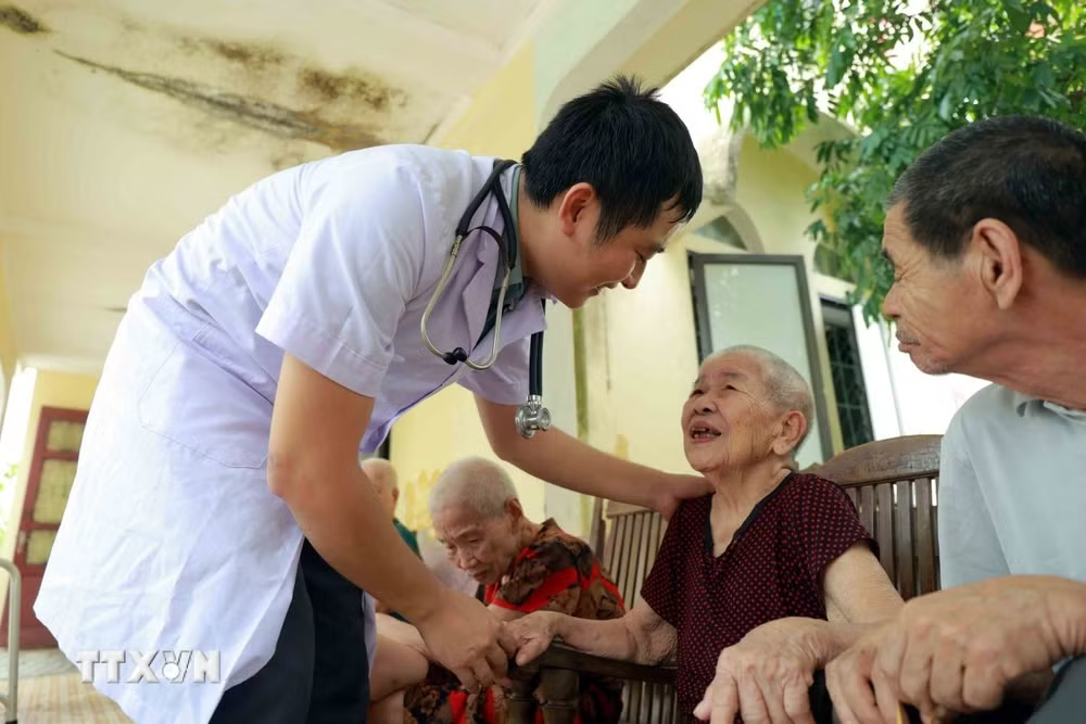 ttxvn,cham,lo,nguoi,co,cong,2909,jpg,21364728.png