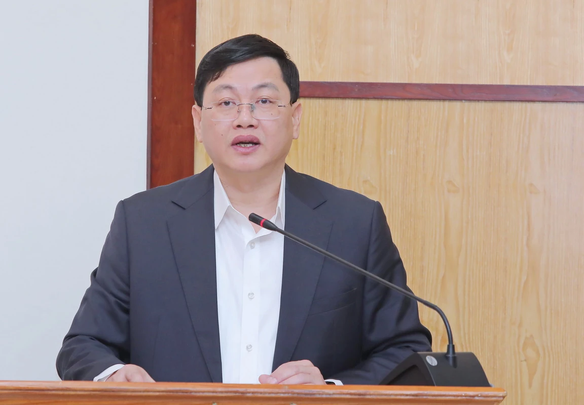 Ph&aacute;t huy tinh thần &ldquo;Người người thi đua, ng&agrave;nh ng&agrave;nh thi đua, ng&agrave;y ng&agrave;y thi đua&rdquo;, phấn đấu ho&agrave;n th&agrave;nh v&agrave; ho&agrave;n th&agrave;nh vượt mức c&aacute;c mục ti&ecirc;u năm 2026