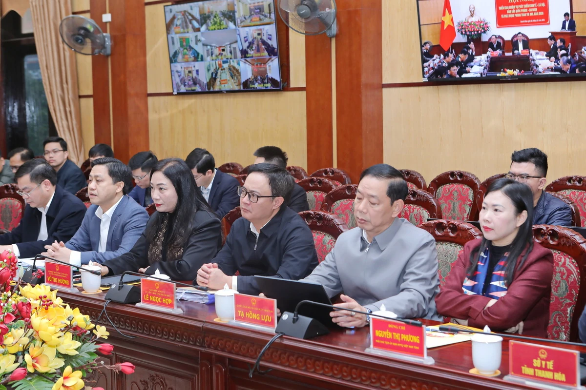 Ph&aacute;t huy tinh thần &ldquo;Người người thi đua, ng&agrave;nh ng&agrave;nh thi đua, ng&agrave;y ng&agrave;y thi đua&rdquo;, phấn đấu ho&agrave;n th&agrave;nh v&agrave; ho&agrave;n th&agrave;nh vượt mức c&aacute;c mục ti&ecirc;u năm 2026