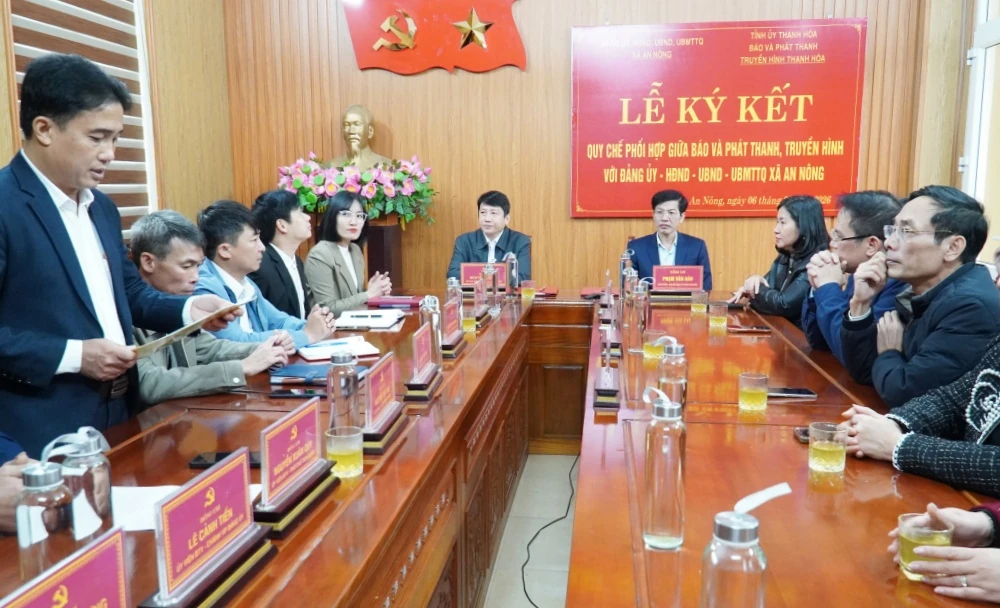 X&atilde; An N&ocirc;ng v&agrave; B&aacute;o v&agrave; PTTH Thanh H&oacute;a k&yacute; kết quy chế phối hợp tuy&ecirc;n truyền