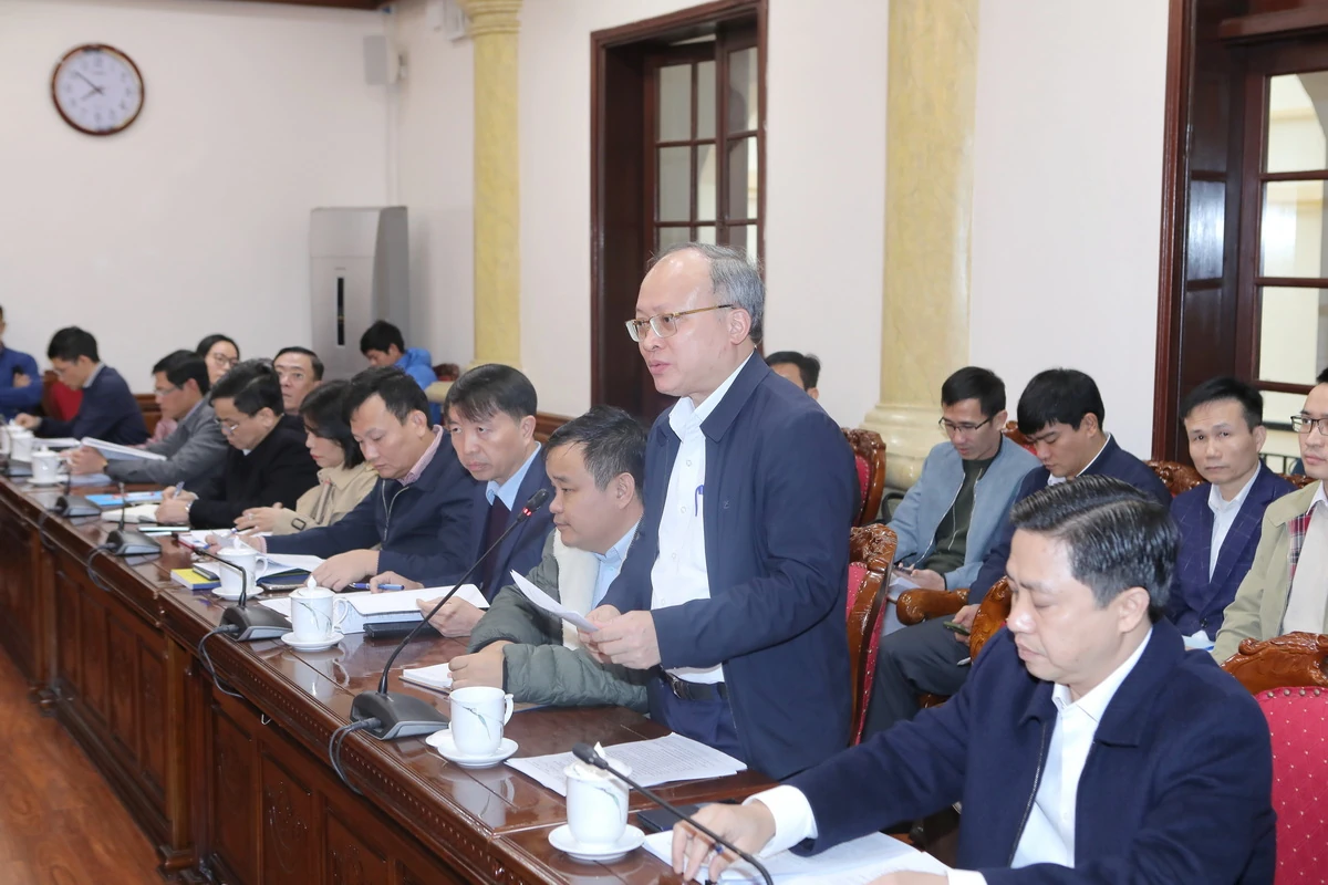 R&agrave; so&aacute;t to&agrave;n diện, tập trung giải quyết kh&oacute; khăn, vướng mắc Dự &aacute;n khu đ&ocirc; thị mới phường Nguyệt Vi&ecirc;n