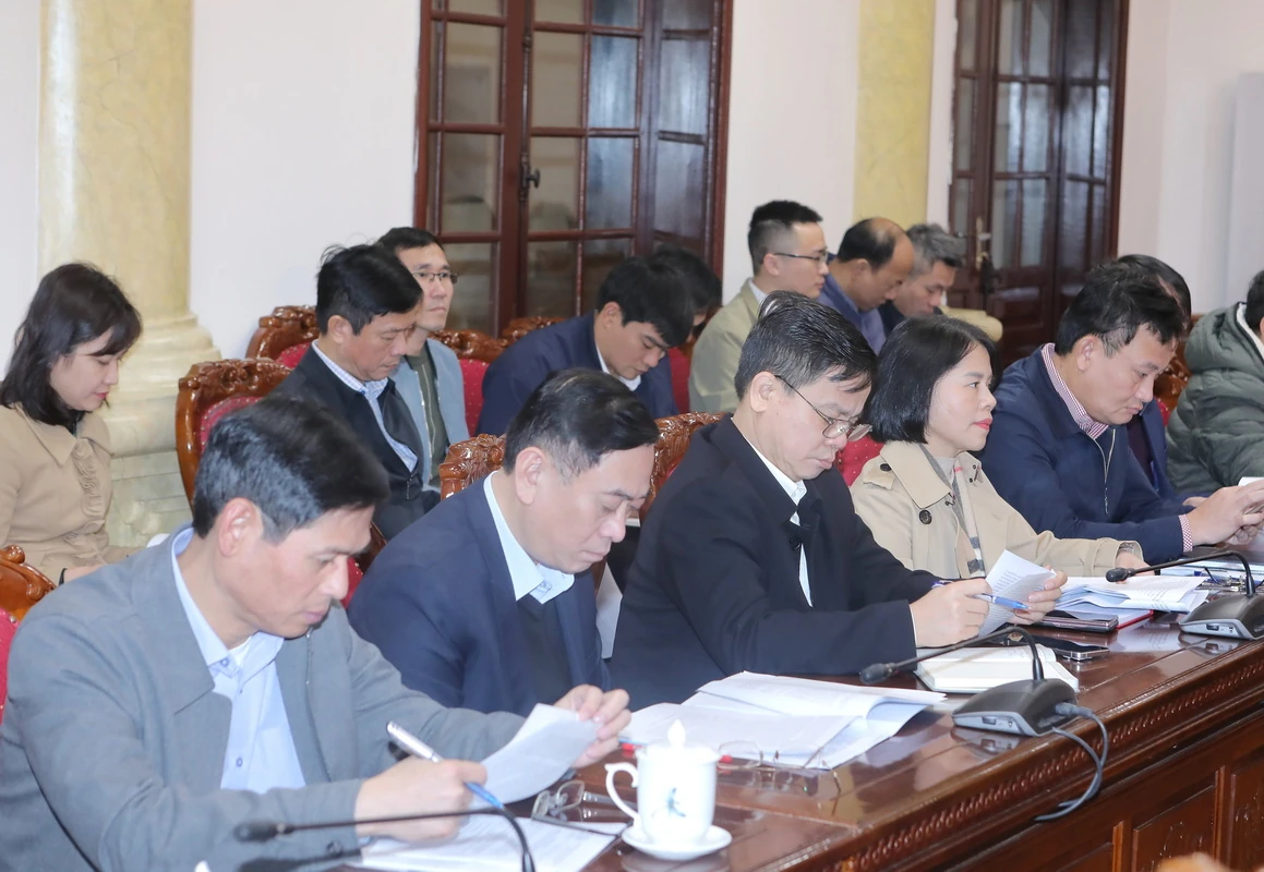 R&agrave; so&aacute;t to&agrave;n diện, tập trung giải quyết kh&oacute; khăn, vướng mắc Dự &aacute;n khu đ&ocirc; thị mới phường Nguyệt Vi&ecirc;n