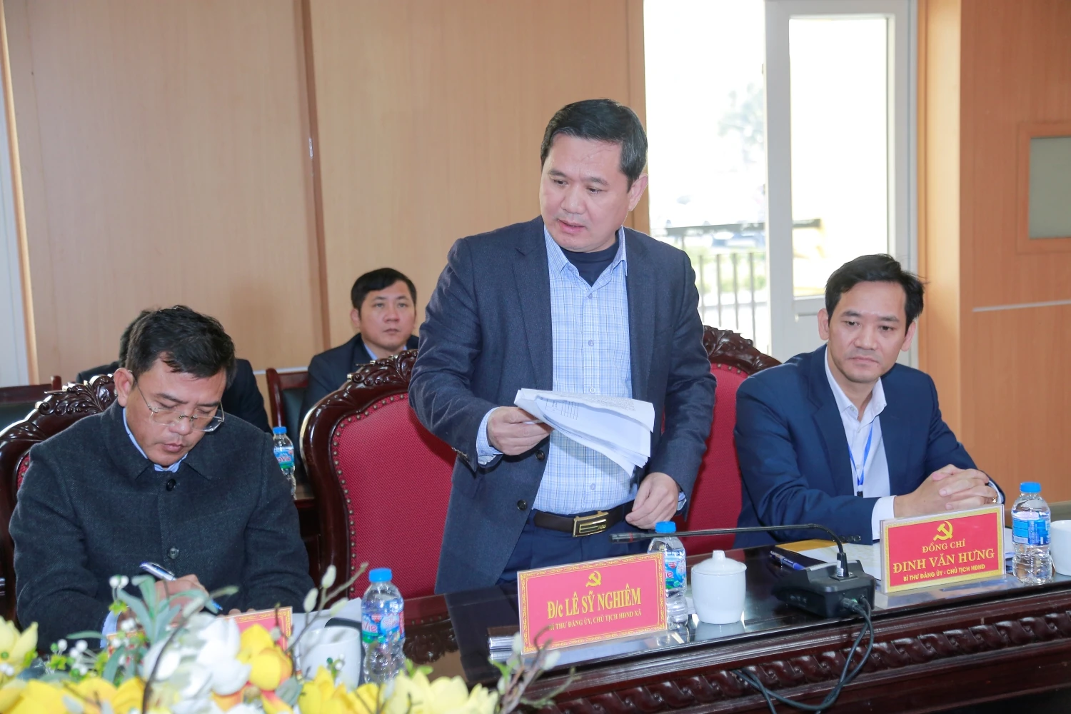 Tập trung cao độ, triển khai đồng bộ, bảo đảm tiến độ c&ocirc;ng t&aacute;c bầu cử đại biểu Quốc hội v&agrave; HĐND c&aacute;c cấp