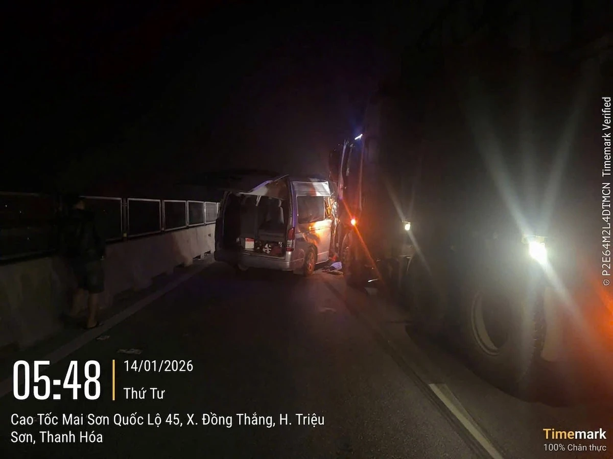 Tai nạn giao th&ocirc;ng đặc biệt nghi&ecirc;m trọng tr&ecirc;n cao tốc Bắc - Nam đoạn qua tỉnh Thanh H&oacute;a