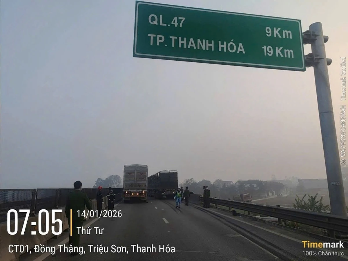 Tai nạn giao th&ocirc;ng đặc biệt nghi&ecirc;m trọng tr&ecirc;n cao tốc Bắc - Nam đoạn qua tỉnh Thanh H&oacute;a