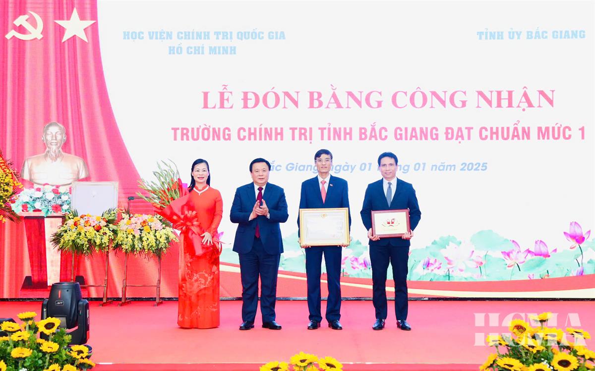 z6187667529561_0b0fa0a632d18c506be4a91e6998192d