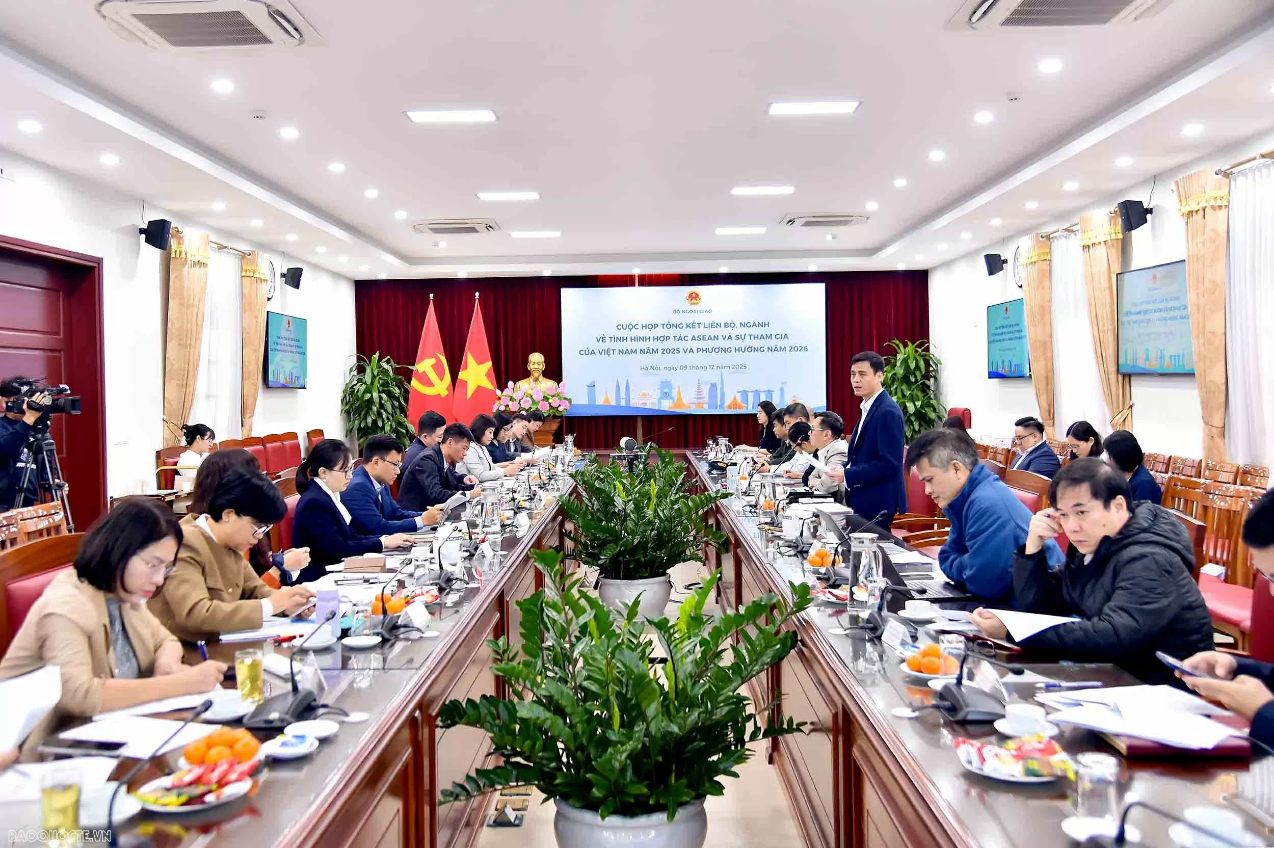 Việt Nam khẳng định vai trò chủ động xây dựng cộng đồng ASEAN 2045 Việt Nam khẳng định vai trò chủ động xây dựng cộng đồng ASEAN 2045