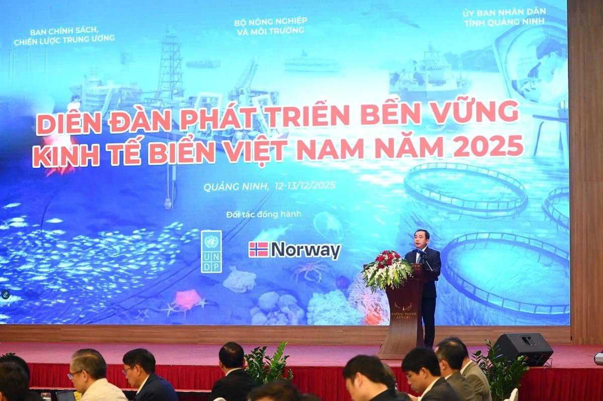 Bộ Nông nghiệp và Môi trường phối hợp cùng Ban Chính sách, Chiến lược Trung ương và Tỉnh ủy, UBND tỉnh Quảng Ninh tổ chức Diễn đàn Phát triển bền vững kinh tế biển Việt Nam 2025. Ảnh: Tùng Đinh. Bộ Nông nghiệp và Môi trường phối hợp cùng Ban Chính sách, Chiến lược Trung ương và Tỉnh ủy, UBND tỉnh Quảng Ninh tổ chức Diễn đàn Phát triển bền vững kinh tế biển Việt Nam 2025. Ảnh: Tùng Đinh.