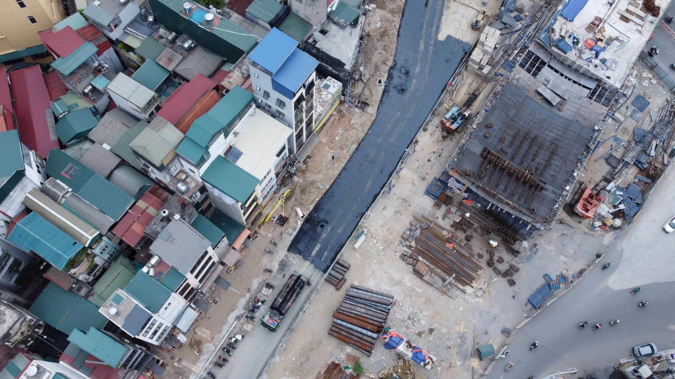 Cận cảnh hai cầu vượt trên đường Vành đai 1 dự kiến khai thác cuối năm 2026 - Ảnh 5.