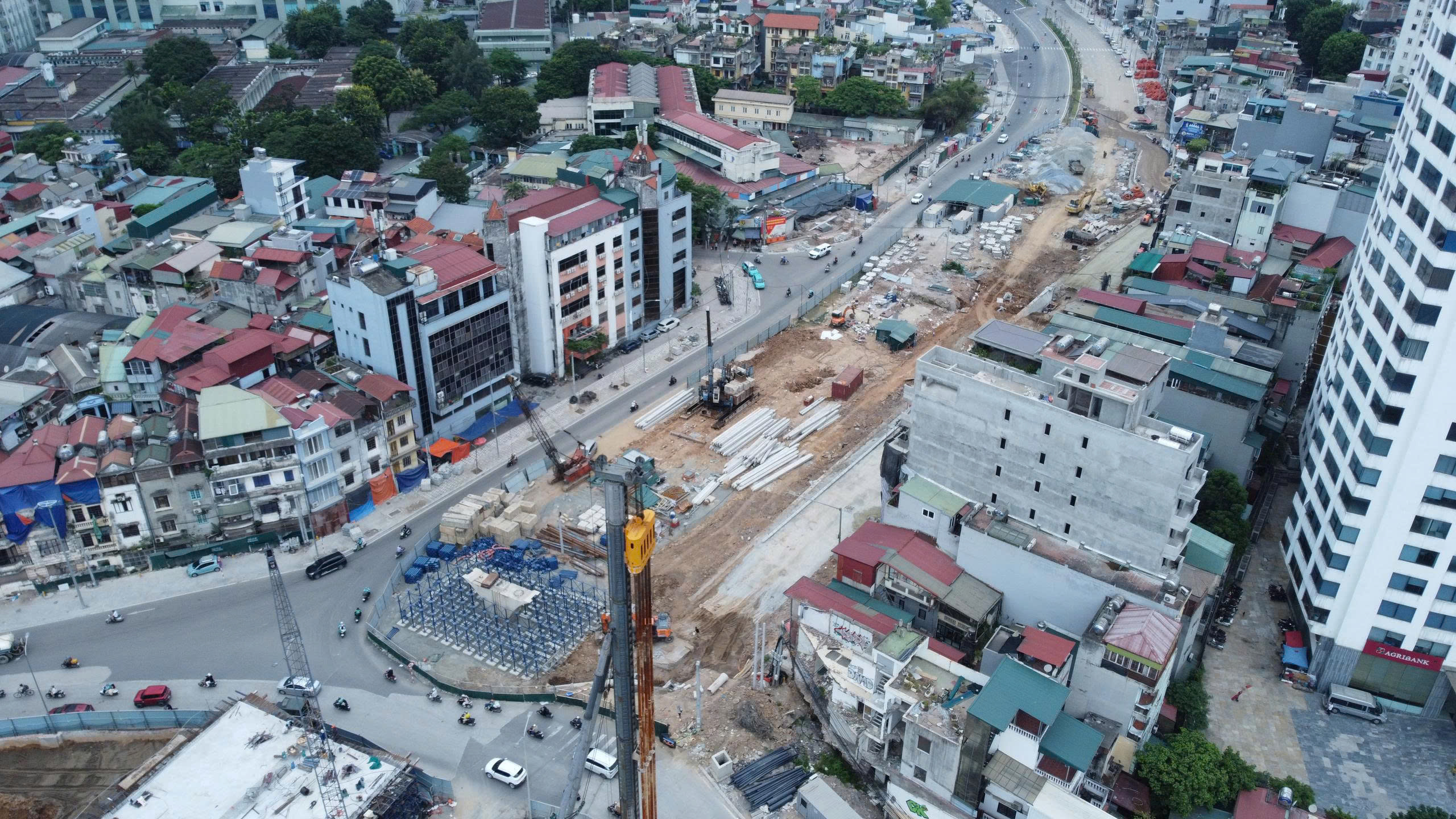 Cận cảnh hai cầu vượt trên đường Vành đai 1 dự kiến khai thác cuối năm 2026 - Ảnh 11.