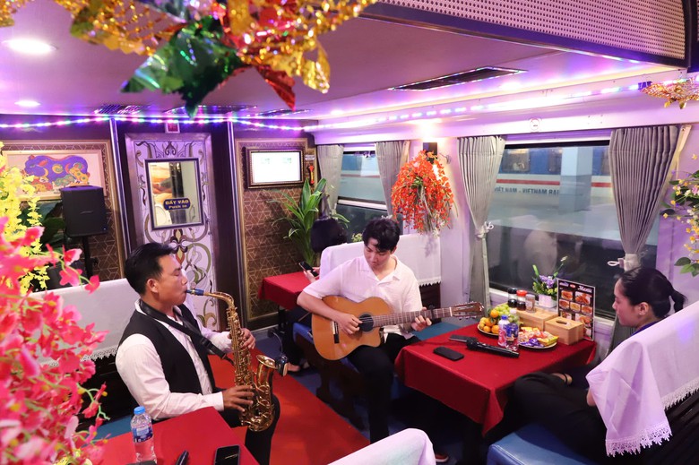 Ra mắt đoàn tàu du lịch chất lượng cao tuyến Sài Gòn - Nha Trang - Ảnh 7.