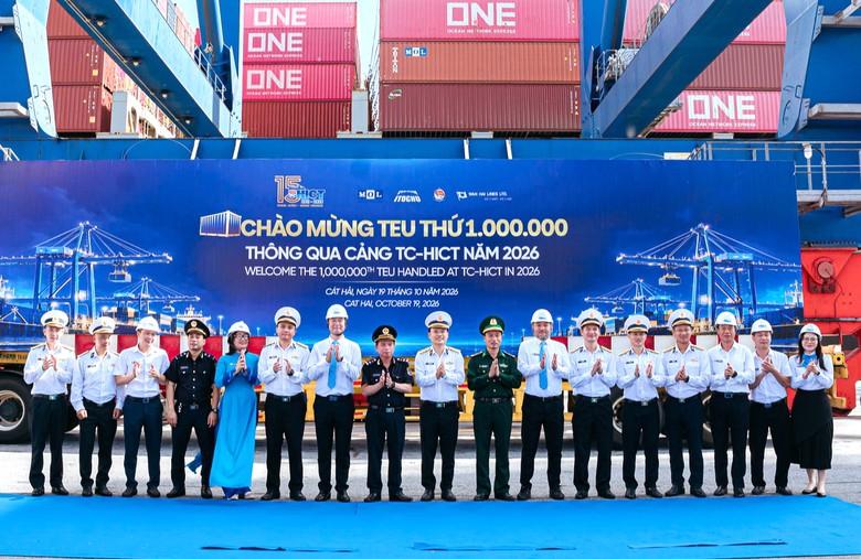 Cảng Container Quốc tế Tân Cảng Hải Phòng năm thứ 5 liên tiếp đón TEU thứ 1 triệu - Ảnh 2.