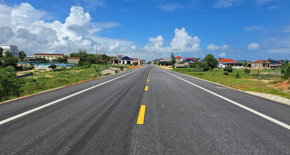 Quảng Trị: Đẩy nhanh thi công, hoàn thành dự án đường ven biển 2.487 tỷ đồng cuối năm 2026- Ảnh 11.