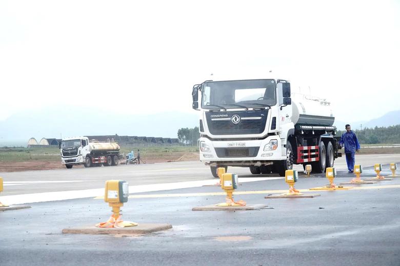Đường băng hơn 3.245 tỷ đồng ở Gia Lai trước ngày khánh thành- Ảnh 2.
