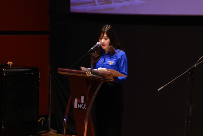 Giao lưu truyền cảm hứng lịch sử cho thanh niên qua phim “Địa đạo: Mặt trời trong bóng tối” - Ảnh 1.