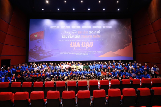 Giao lưu truyền cảm hứng lịch sử cho thanh niên qua phim “Địa đạo: Mặt trời trong bóng tối” - Ảnh 3.