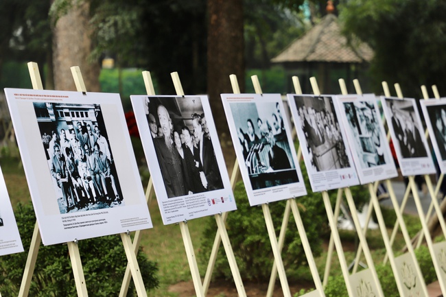 Đặc sắc kh&ocirc;ng gian triển l&atilde;m ch&agrave;o mừng Đại hội đại biểu to&agrave;n quốc lần thứ XIV của Đảng v&agrave; 76 năm quan hệ Việt Nam &ndash; Li&ecirc;n bang Nga  - Ảnh 19.