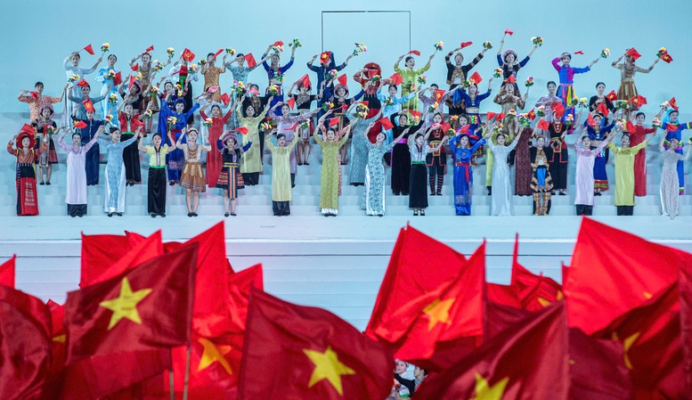 "Dưới l&aacute; cờ vẻ vang của Đảng" ch&agrave;o mừng th&agrave;nh c&ocirc;ng Đại hội XIV của Đảng - Ảnh 7.