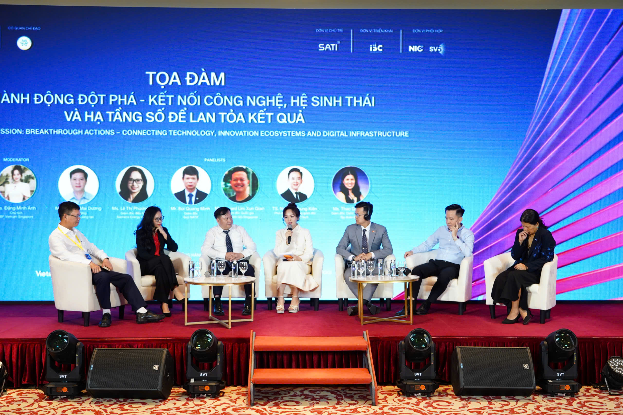 Đẩy mạnh chuyển từ nhận thức sang hành động thực chất, lấy doanh nghiệp làm trung tâm hệ sinh thái- Ảnh 13.