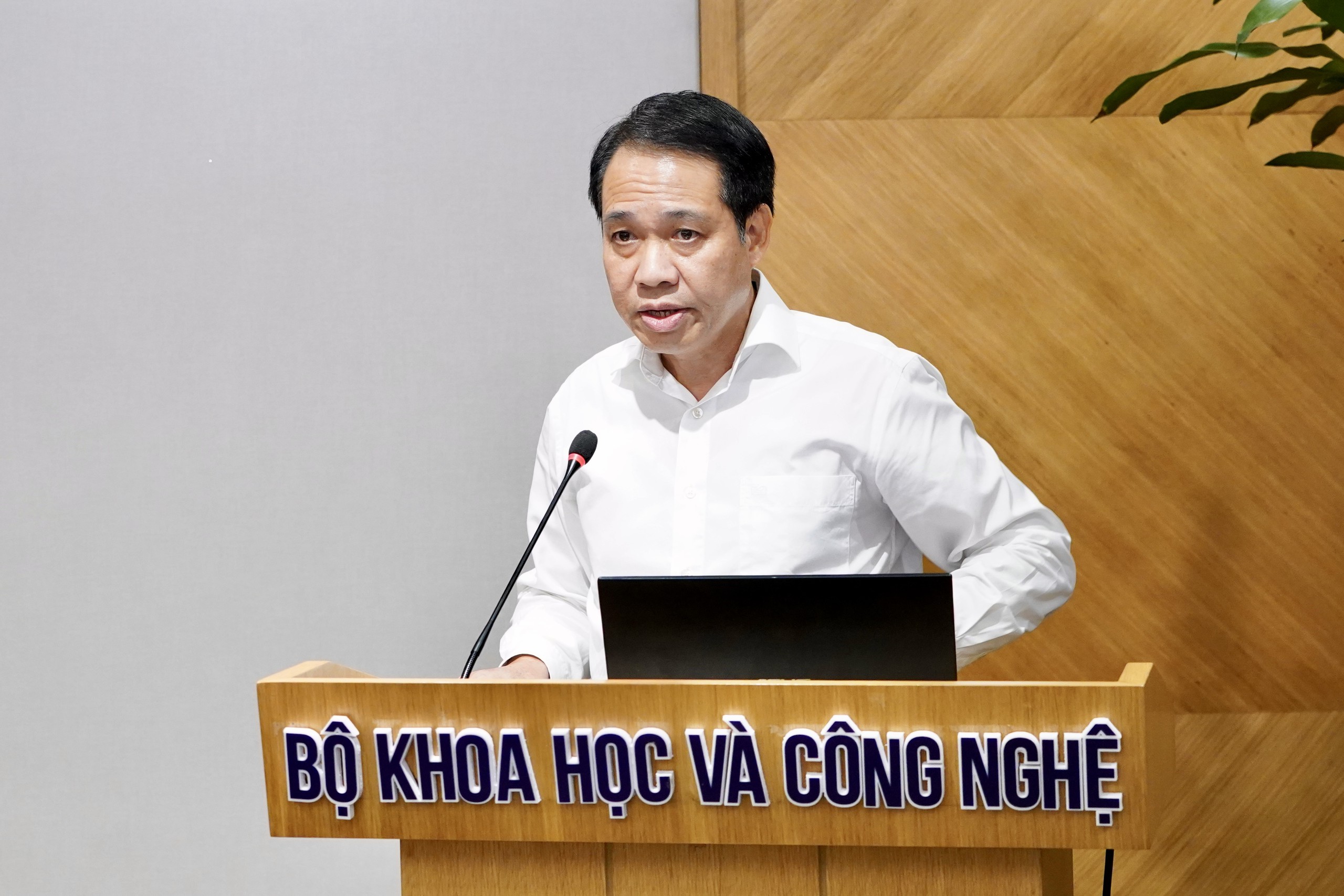 Đảng ủy Bộ KH&CN: Quán triệt nghị quyết gắn với nhiệm vụ cụ thể, đề cao trách nhiệm người đứng đầu - Ảnh 4.