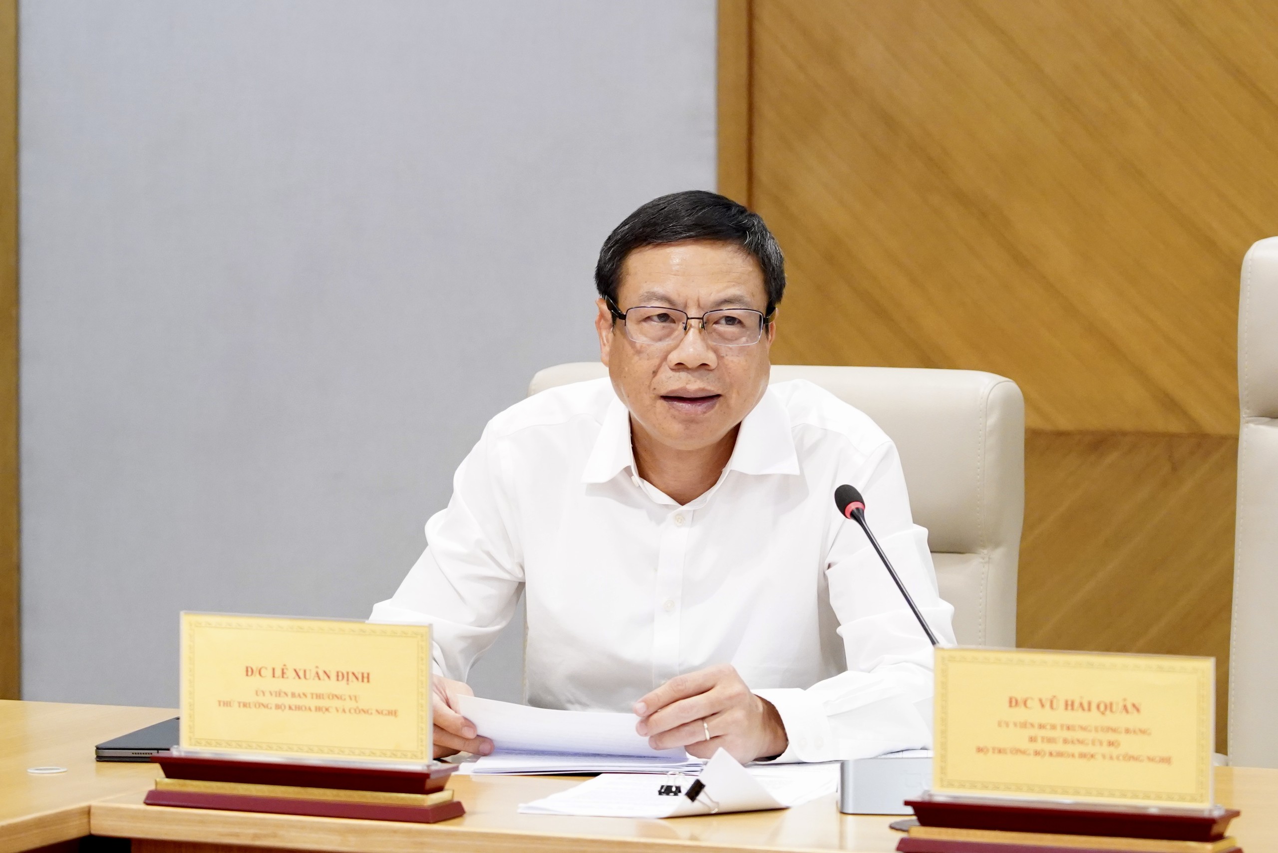 Đảng ủy Bộ KH&CN: Quán triệt nghị quyết gắn với nhiệm vụ cụ thể, đề cao trách nhiệm người đứng đầu - Ảnh 6.