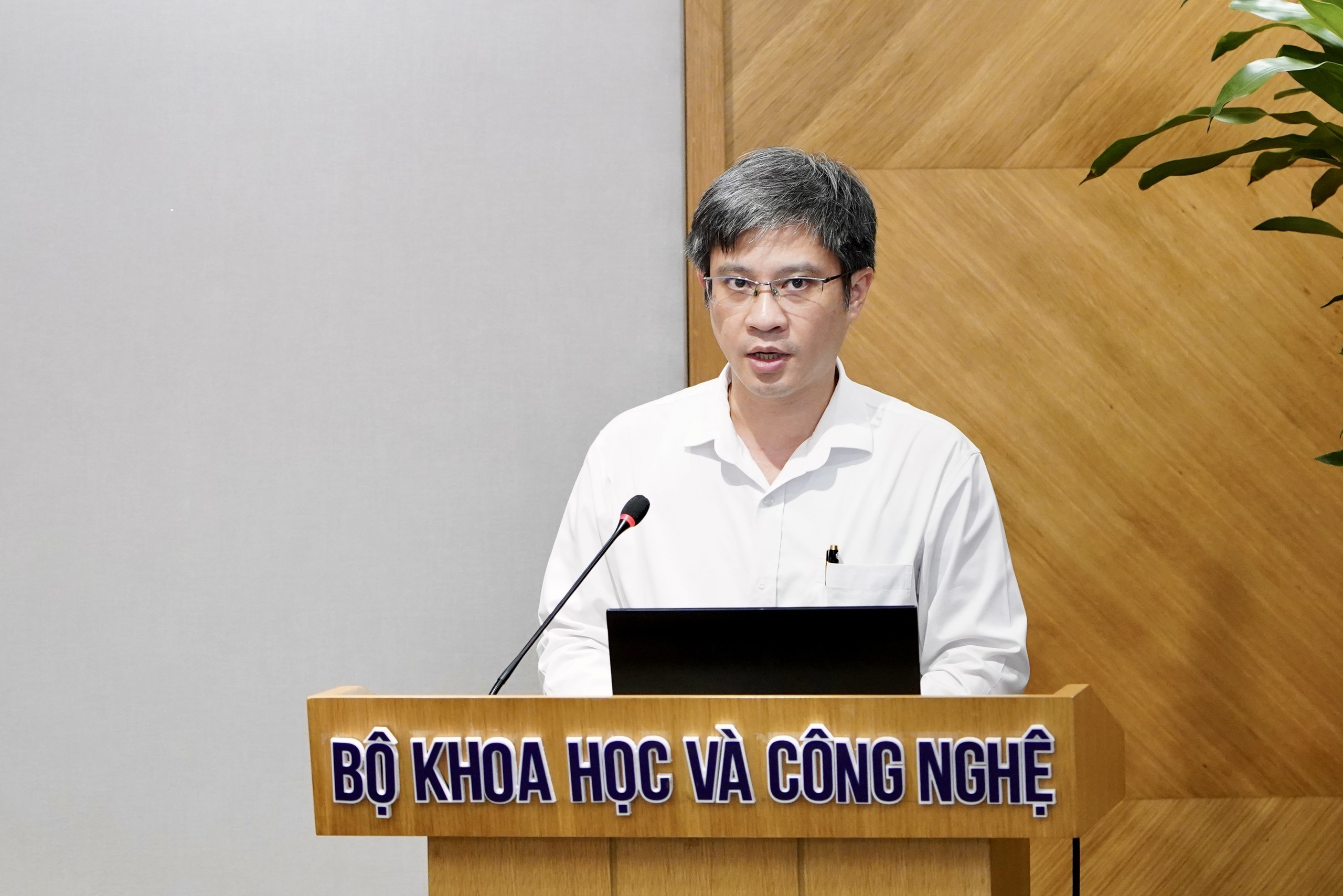 Đảng ủy Bộ KH&CN: Quán triệt nghị quyết gắn với nhiệm vụ cụ thể, đề cao trách nhiệm người đứng đầu - Ảnh 5.