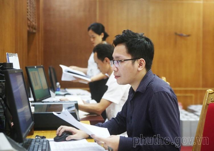 Tháo gỡ điểm nghẽn, đổi mới, sáng tạo trong chuyển đổi số công tác xây dựng Đảng tại Phú Thọ- Ảnh 1.